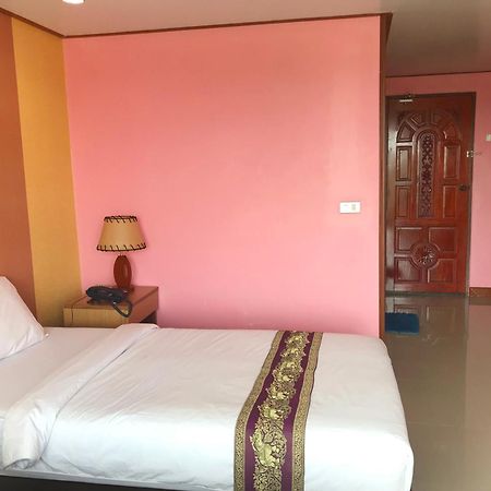 Toh Buk Seng Ayutthaya Hotel Exterior foto