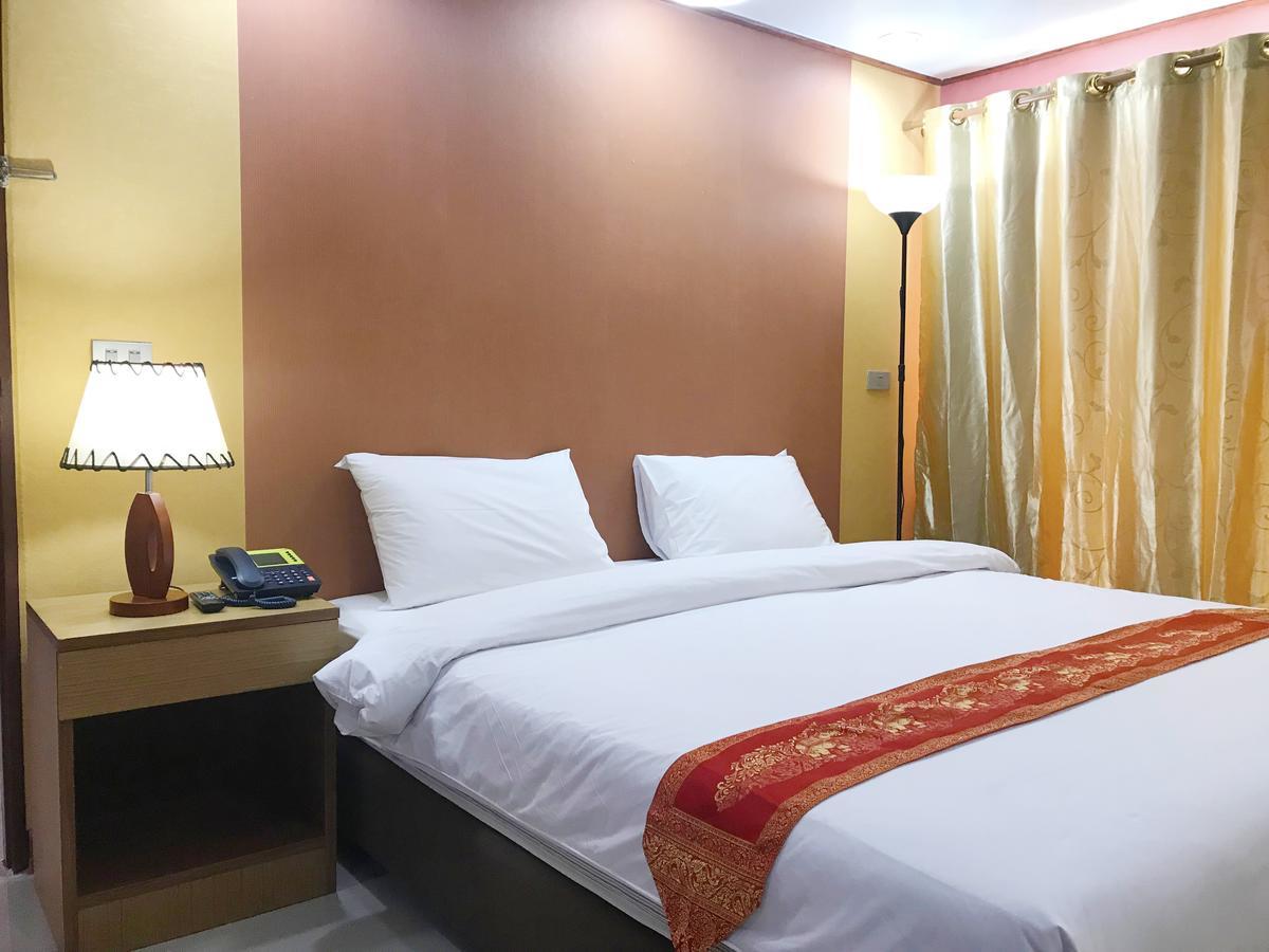 Toh Buk Seng Ayutthaya Hotel Exterior foto